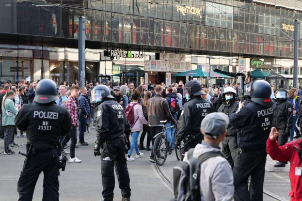 POL-UN: Bohnen - Polizeipräsidentin Eve Wedel ist neuer Leiter des Bezirks und Fokusdienst Bohnen