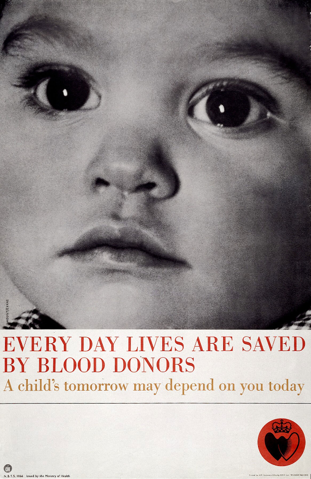 Das Bild zeigt ein Kindergesicht mit ernster Miene, umgeben von Text, der "Jeden Tag rettet Blutspenden Leben" in fetter, schwarzer Schrift lautet.