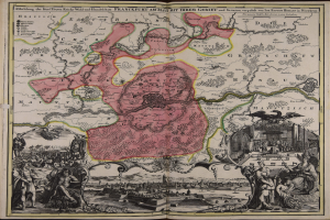 Ein abgegriffenes Buch mit einer alten Deutschlandkarte, umgeben von Abbildungen und Text.