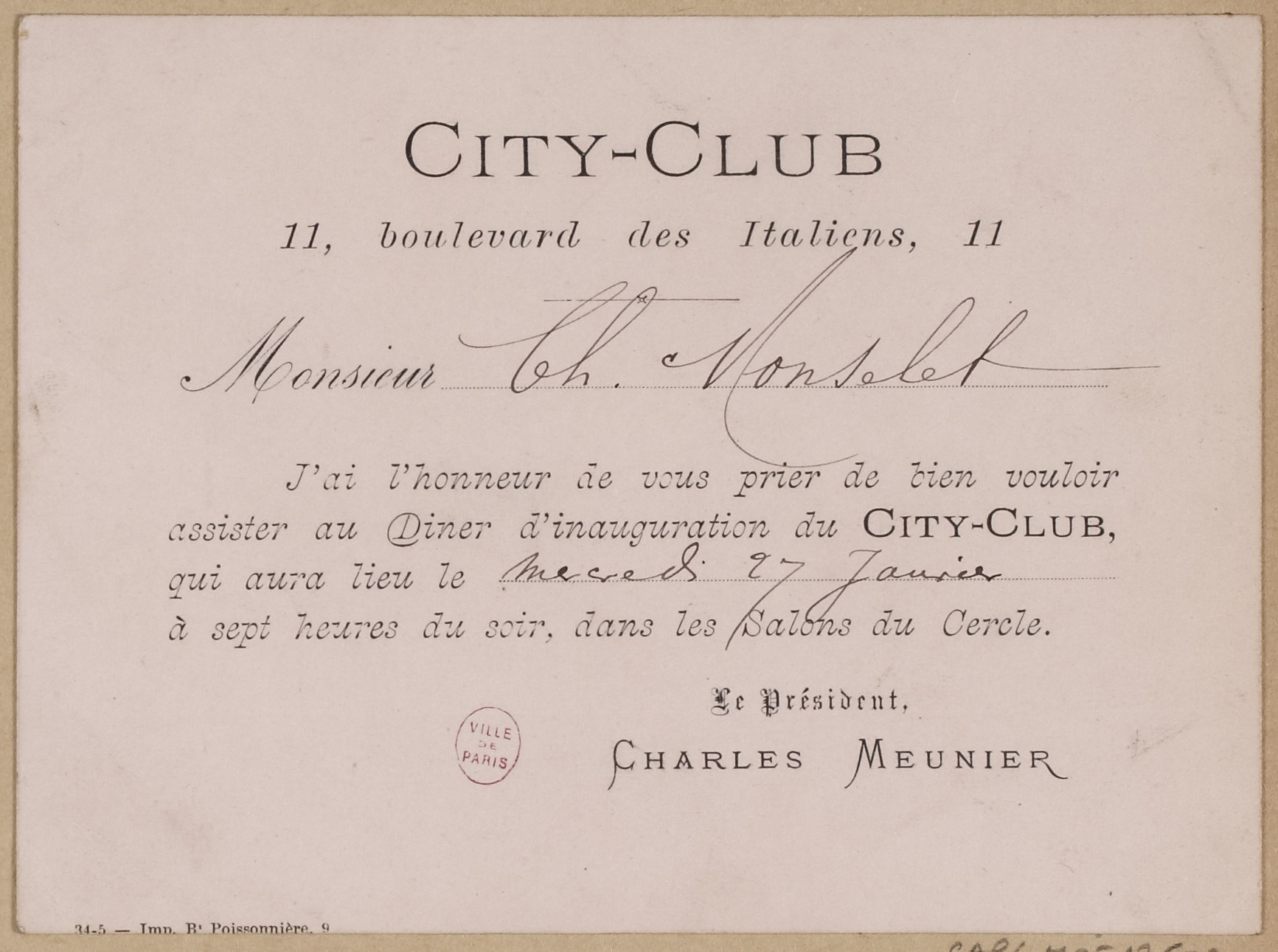 Schwarz-weißes Bild eines alten Dokuments mit den Worten "Stadtklub" und einem Stempel.